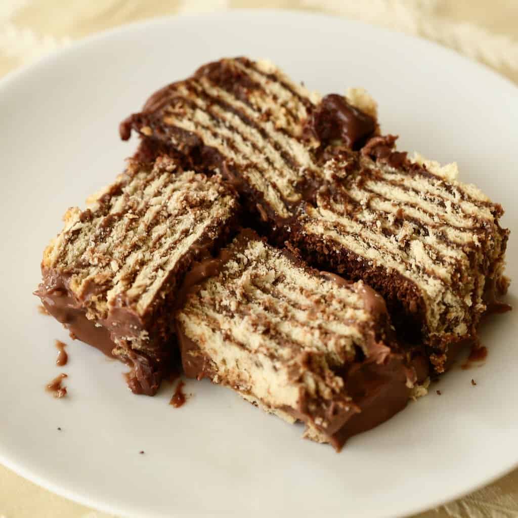 Pave De Paçoca Com Chocolate Branco Pavê de chocolate simples | Receitas